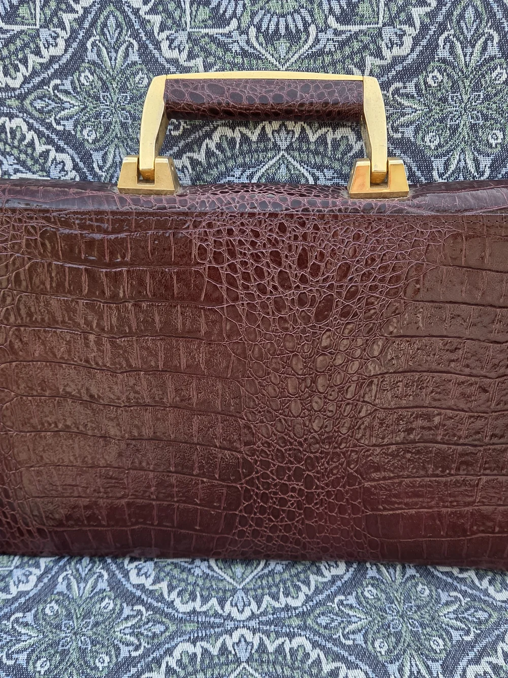 Vintage 1980s Italian Leather Briefcase Crocodile Embossed Burgundy Oxblood Atta